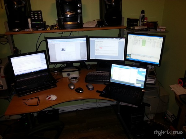 five-monitors.jpg
